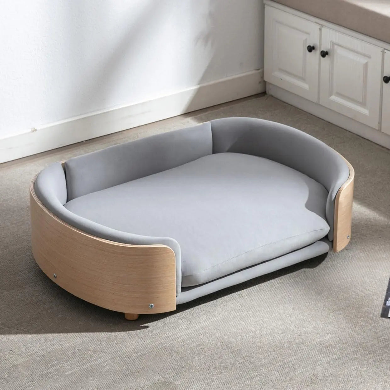 Modern Elevated Pet Sofa Bed with Wood Legs, Velvet Cushion, Washable Cover
